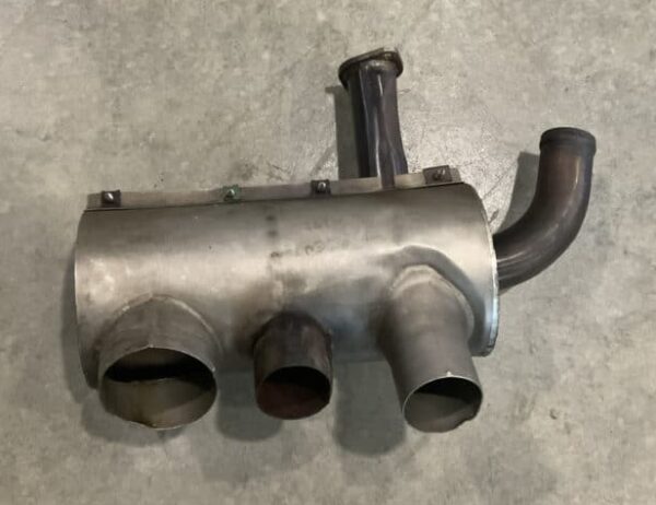 Cessna 150 LH Exhaust Assy Muffler w/Shroud, one 2″ Port & one 3″ Port P/N 0450400-21