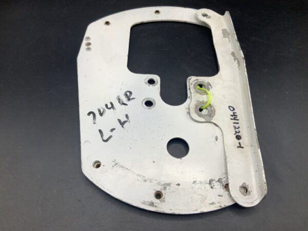 Cessna 150 Main Wheel Pant Bracket LH w/Stiffener p/n 0441201-5 & 0441220-1