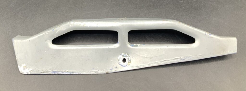 Cessna 182 Retainer RH Cabin Air Vent