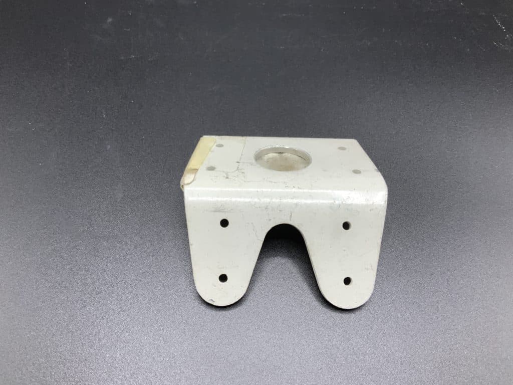 Clip – Stabilator trim