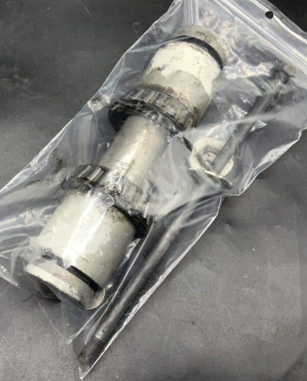Cessna 172/182 Nose Gear Axle Tube