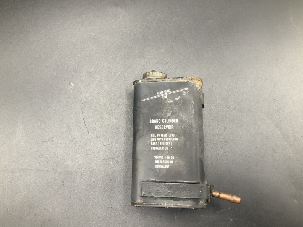 Piper Brake Cylinder Reservoir