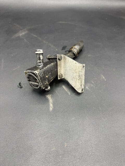 Cessna Oil Separator