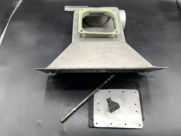 Cessna 180/182 Airbox P/N 0750144-33 Alt: 0750144-21 0750144-1