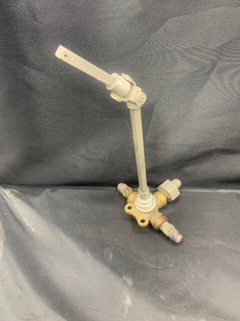 Piper Cherokee Fuel Selector Valve