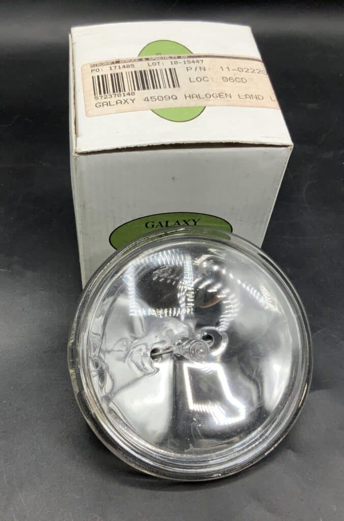 Galaxy 4509Q Halogen Landing Light
