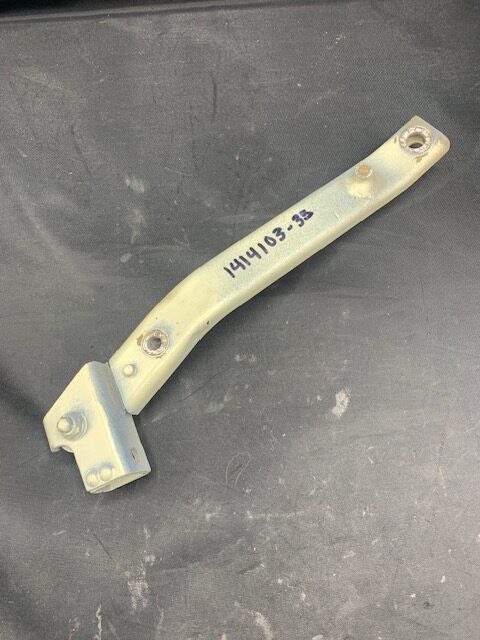 Cessna LH Leg w/Housing