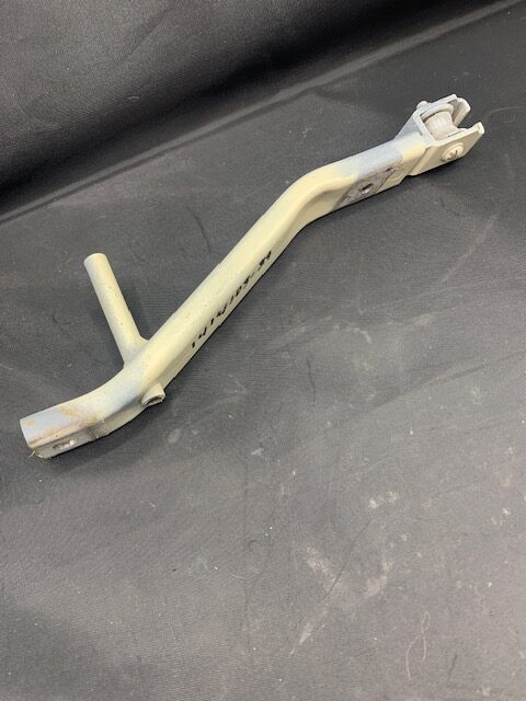 Cessna LH Leg w/Housing