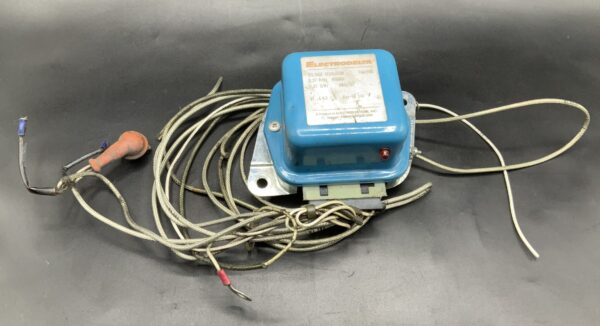 VR600A Electrodelta Voltage Regulator Assembly w/Connector & Wires 14v P/N VR600A