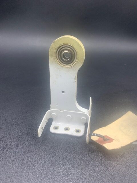 83204-004 Piper PA46-350 Hinge Assembly Aileron Outboard