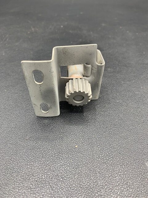 0511262-1 Cessna 172 L/H Cabin Door Rotary Clutch