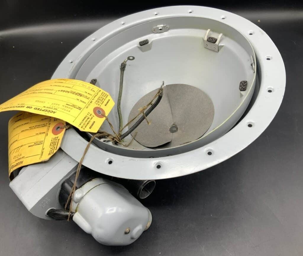 Grimes Retractable Landing Light Assembly