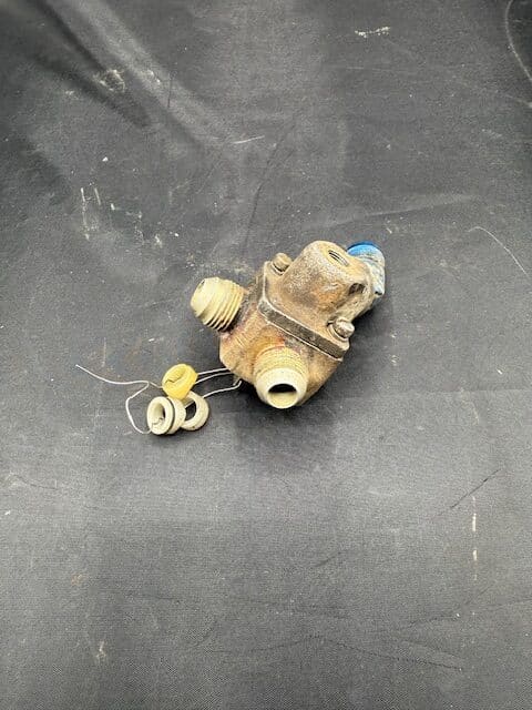 Valve Assy Fuel Selector