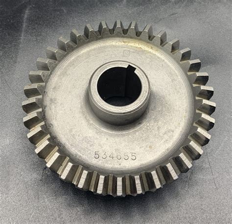 Continental IO-520 Gear Prop Governor Drive