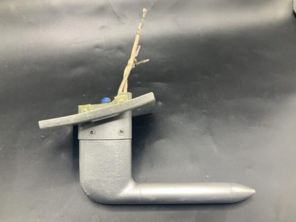 Heated Pitot Tube w/Connector & Mounting Bracket (No P/N)