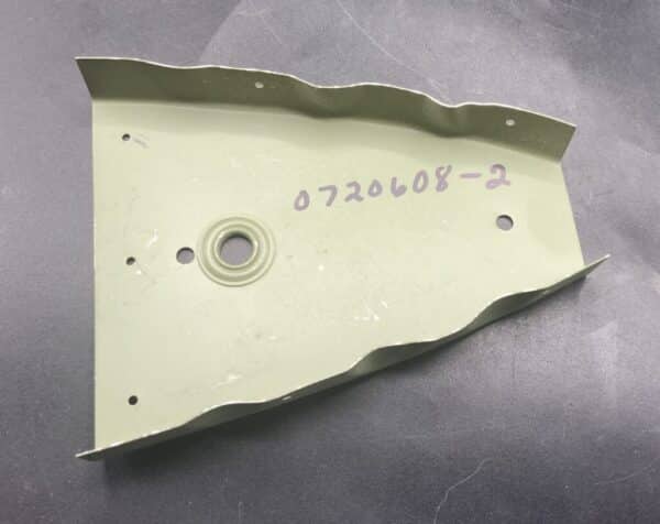 NS CESSNA RIB ASSY P/N 0720608-26 Alt 0720608-2