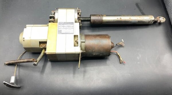 Mooney M20F Landing Gear Actuator Assy P/N 560254-501 Mfg102000-1/-2